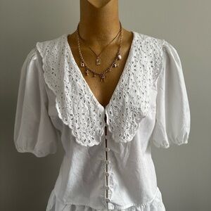 Abercrombie & Fitch White Eyelet Collar Button-Up Blouse